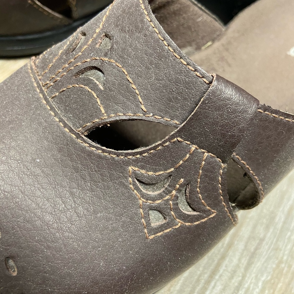 Shoes - Picture 3 of 3
